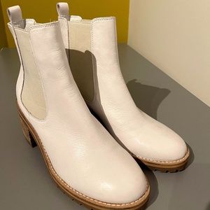 Silent D Naydo Heeled Ankle Boots *Like NEW*